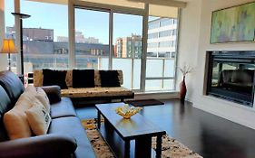 Waterfalls Hotel - Suite In Falls Downtown With Pool